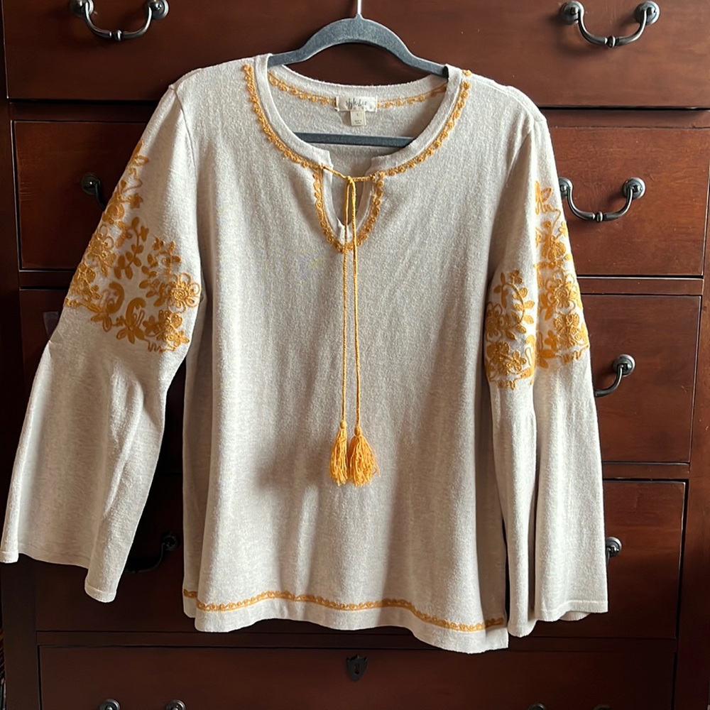 Lightweight cotton sweater